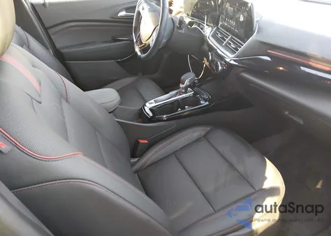 2024 Chevrolet Trax Fwd 2Rs z USA, uszkodzony, nr VIN KL77LJE22RC224966